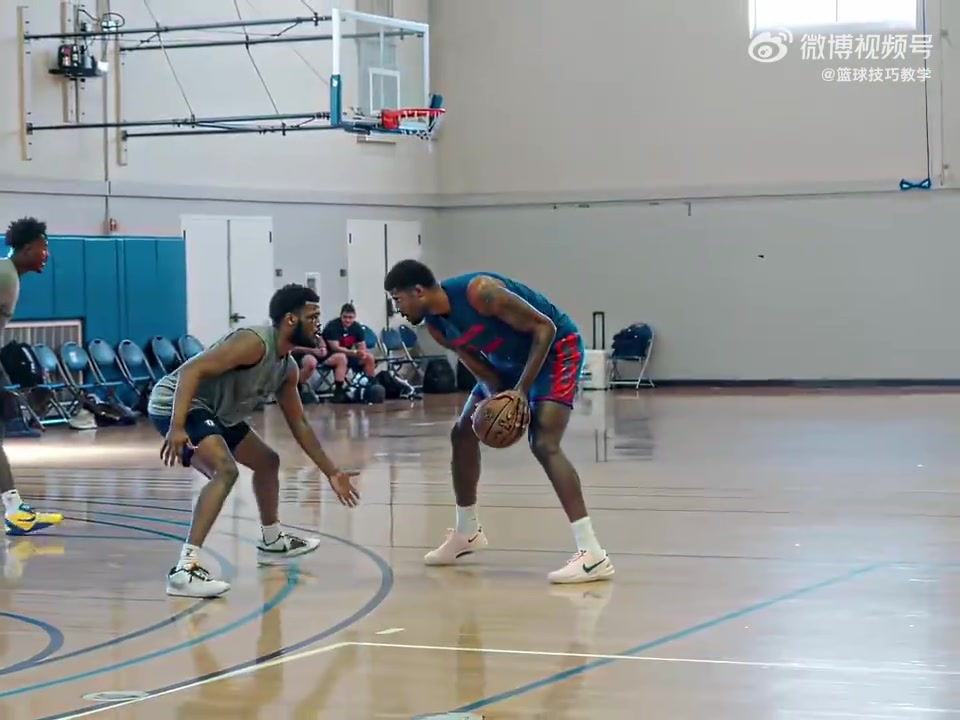 已经有多久没有在球场上见到保罗-乔治了 已经有多久没有在球场上见到保罗-乔治了